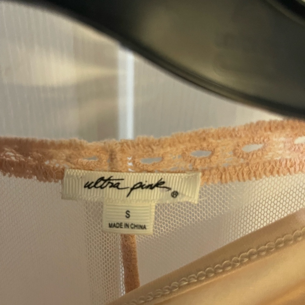 Ultra Pink Sheer Lace Top in‎ Soft Peach cottagecore boho - Picture 5 of 6